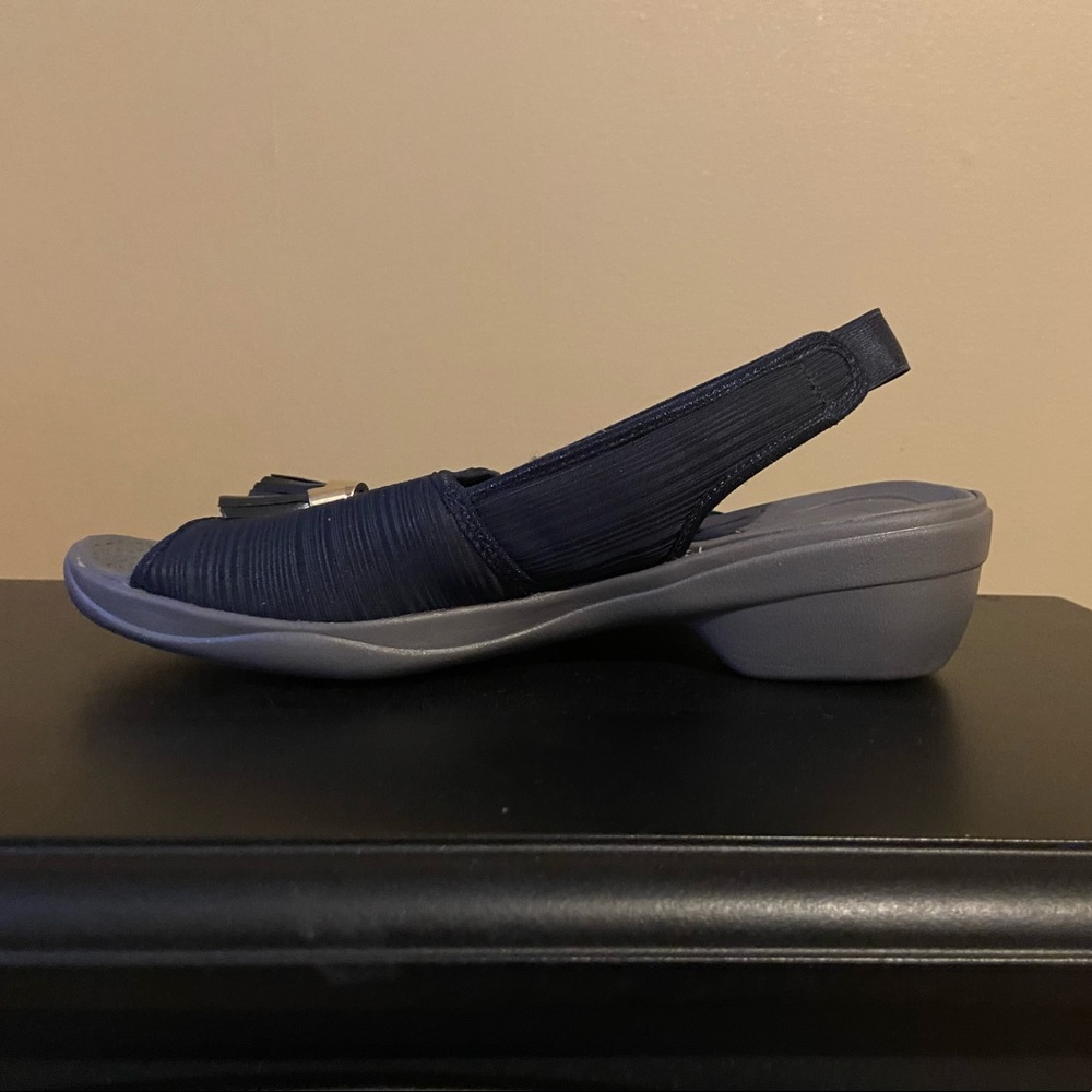 💙B ZEES SANDALS 💙  NWT